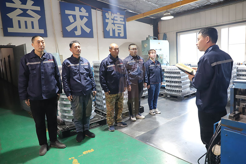 數(shù)字拉彎鏈接創(chuàng)新：北京鋁型材彎弧加工廠互聯(lián)網(wǎng)及新媒體宣傳研討會(huì)
