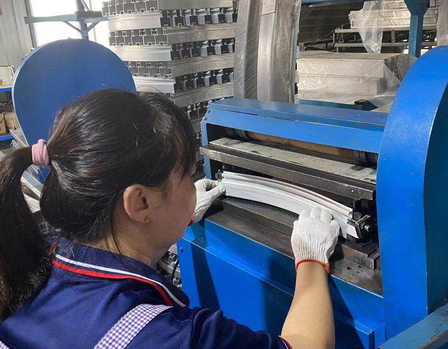 型材拉彎加工成型的基本方法